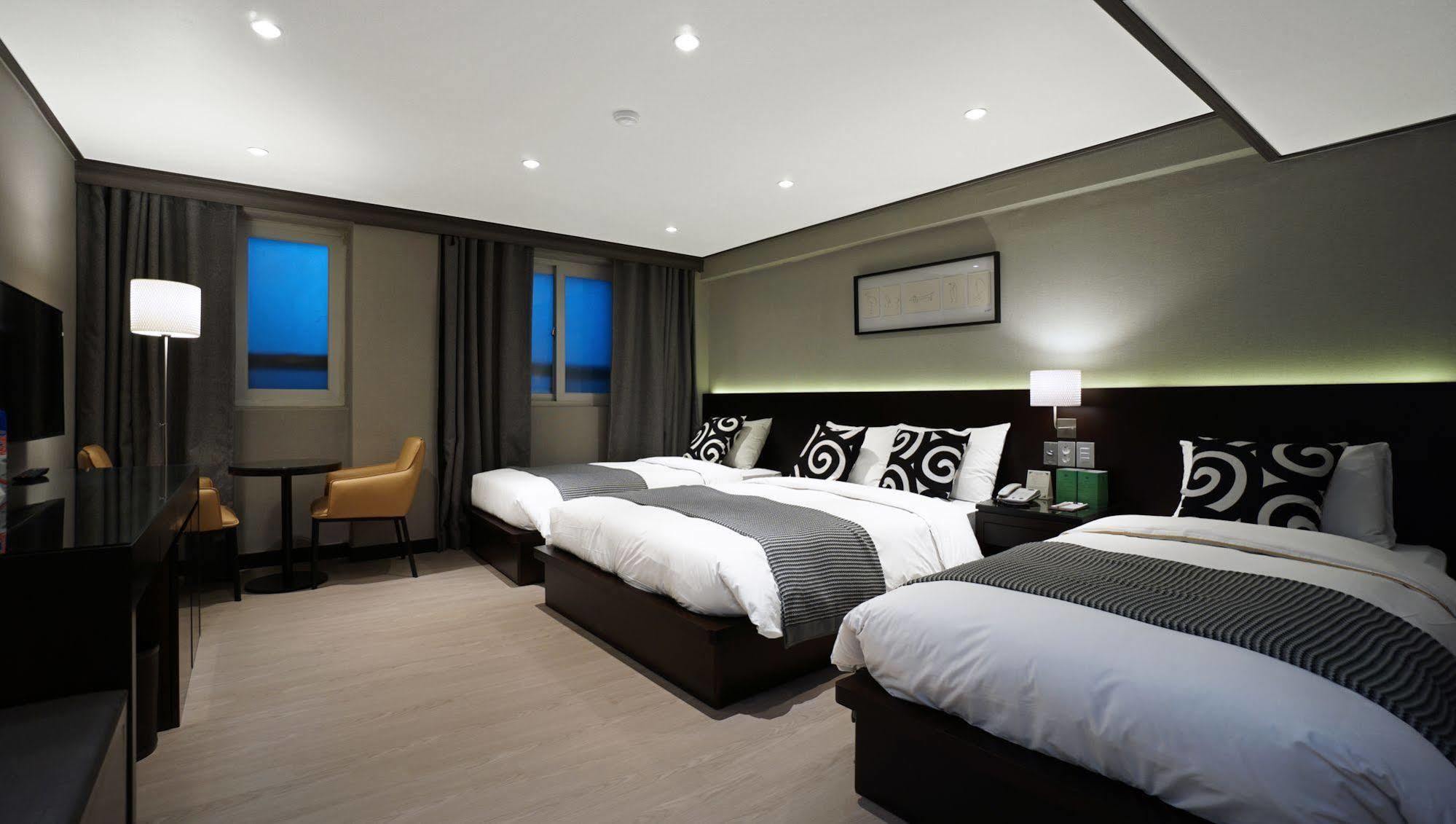 סיאול Insadong Crown Hotel מראה חיצוני תמונה