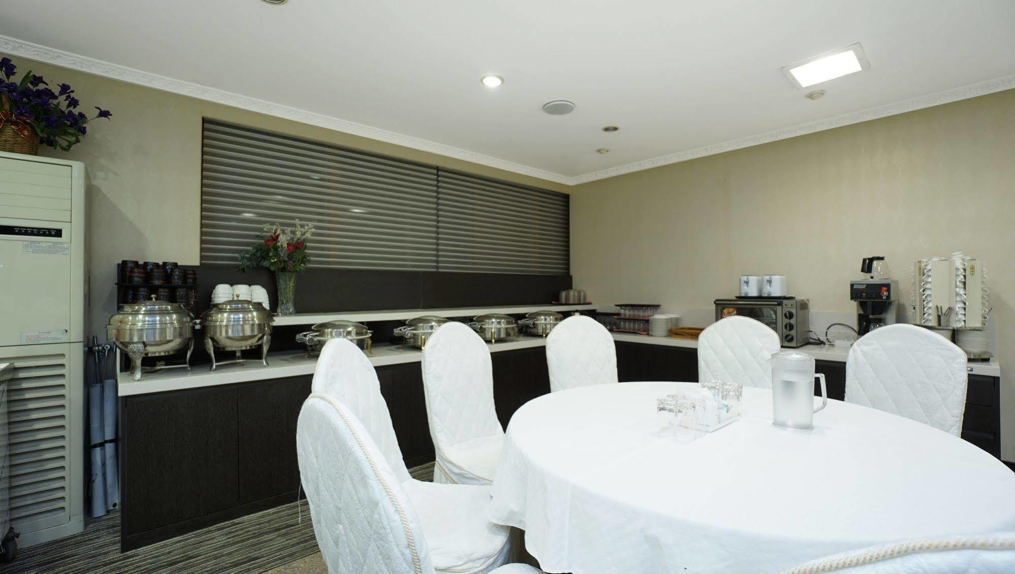 סיאול Insadong Crown Hotel מראה חיצוני תמונה